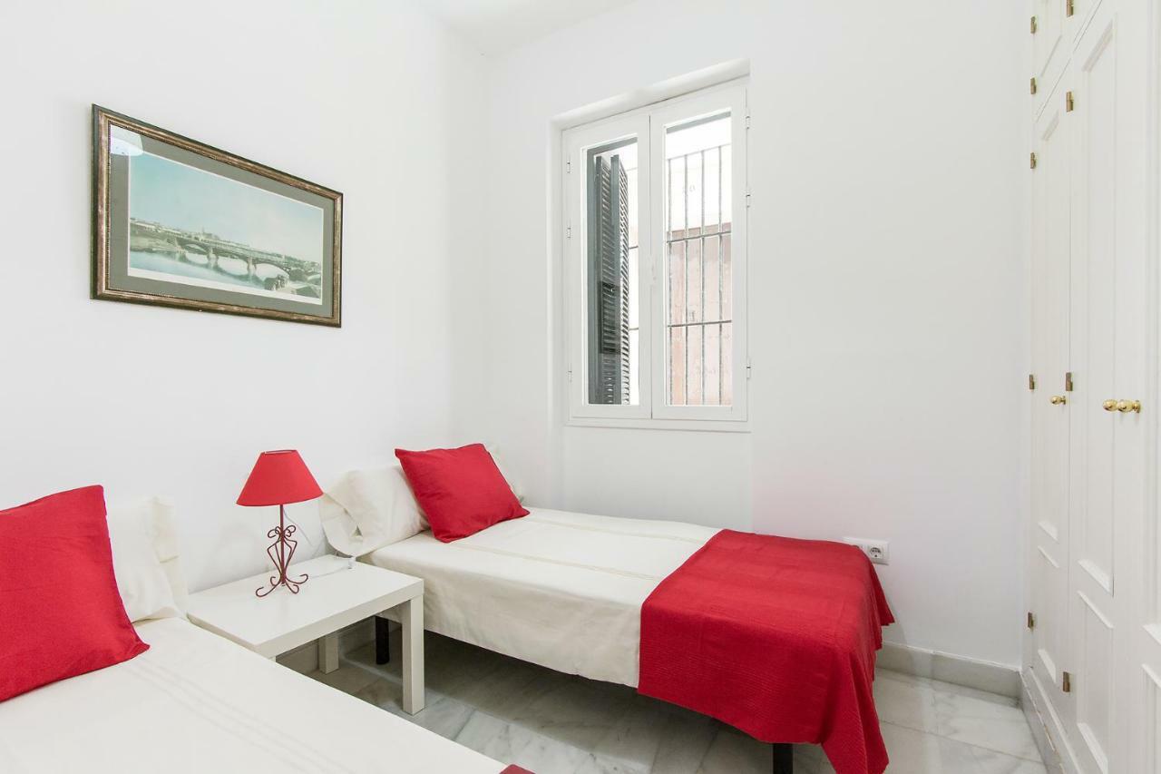 Veoapartment Pedro Miguel Sevilla Buitenkant foto
